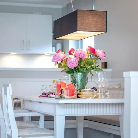 Sueder16 Comfortable Holiday home Wenningstedt-Braderup